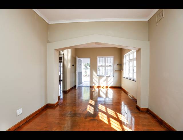2 BEDROOM TOWNHOUSE FOR SALE IN MUSGRAVE